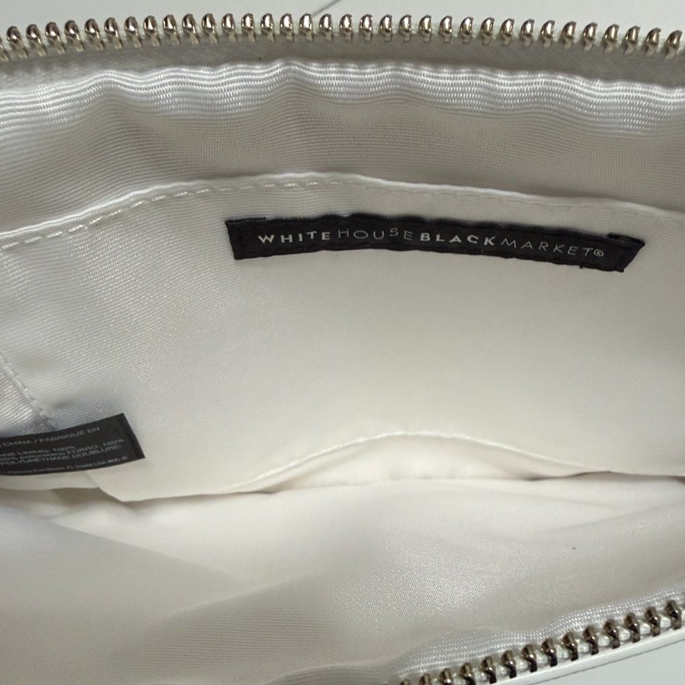 White House Black Market Studded Clutch Wristlet Purple Hydrangeas NWT - Picture 3 of 4